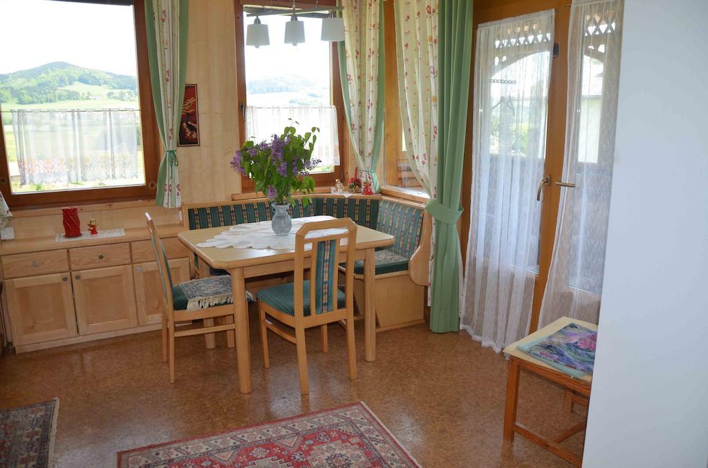 Ferienhaus Mitterbauer Oberhofen am Irrsee Cameră foto